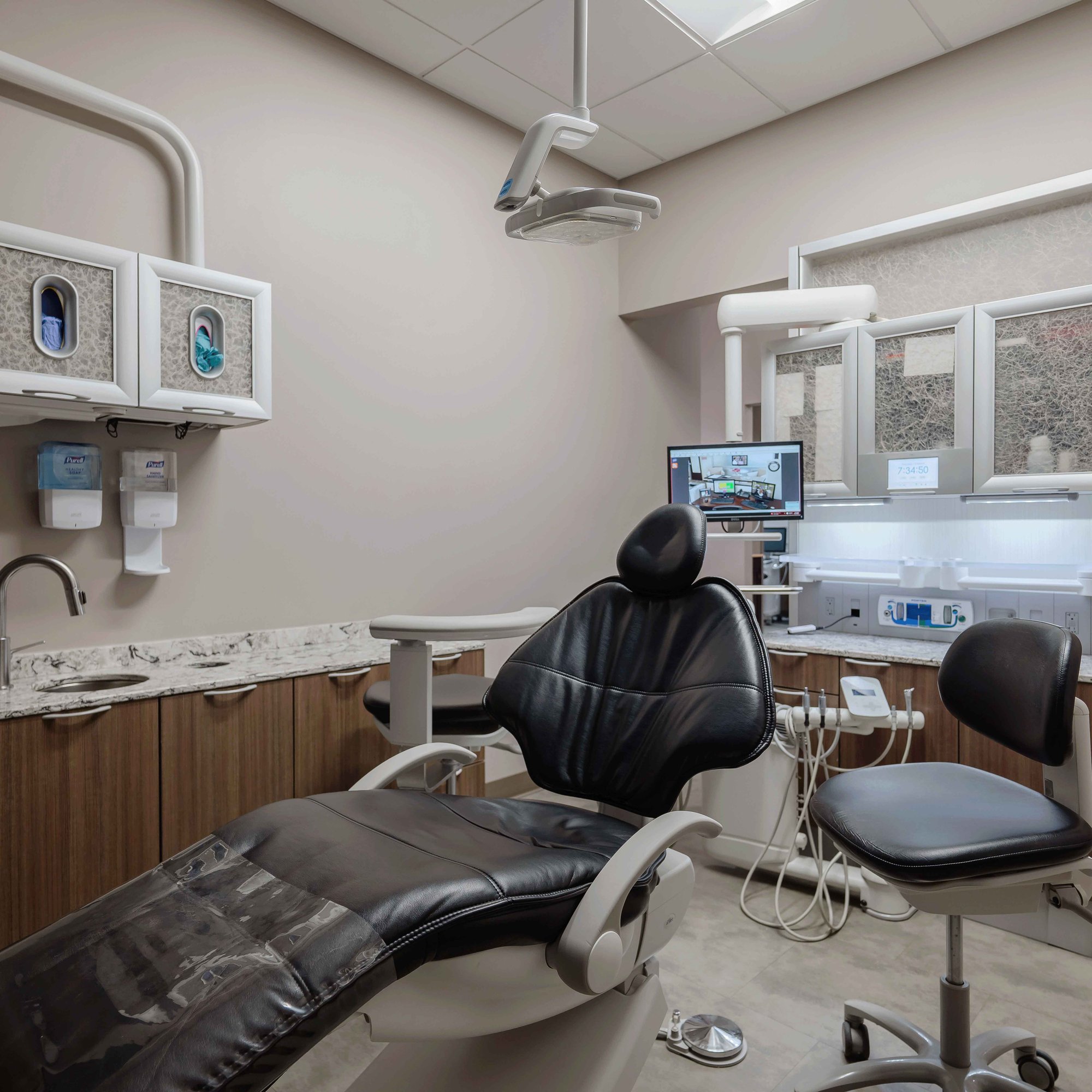 Treatment Rooms 3-square-comp
