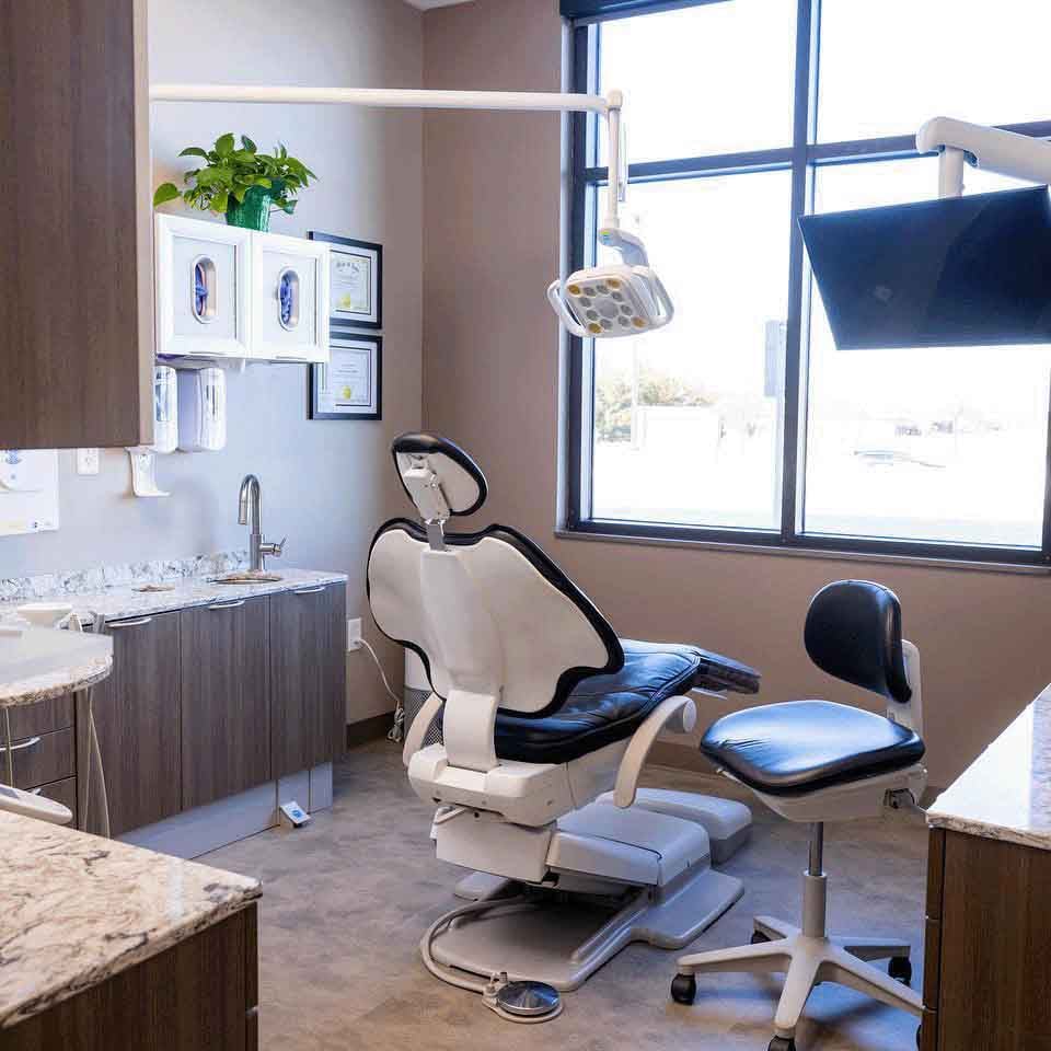 Treatment Rooms 4-square-comp